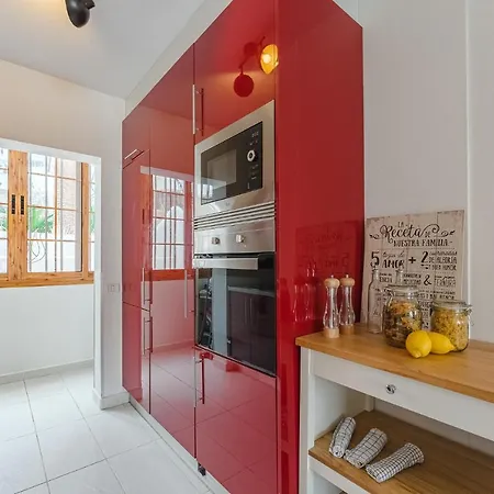 Ferienwohnung Bouganvillas * Адехе